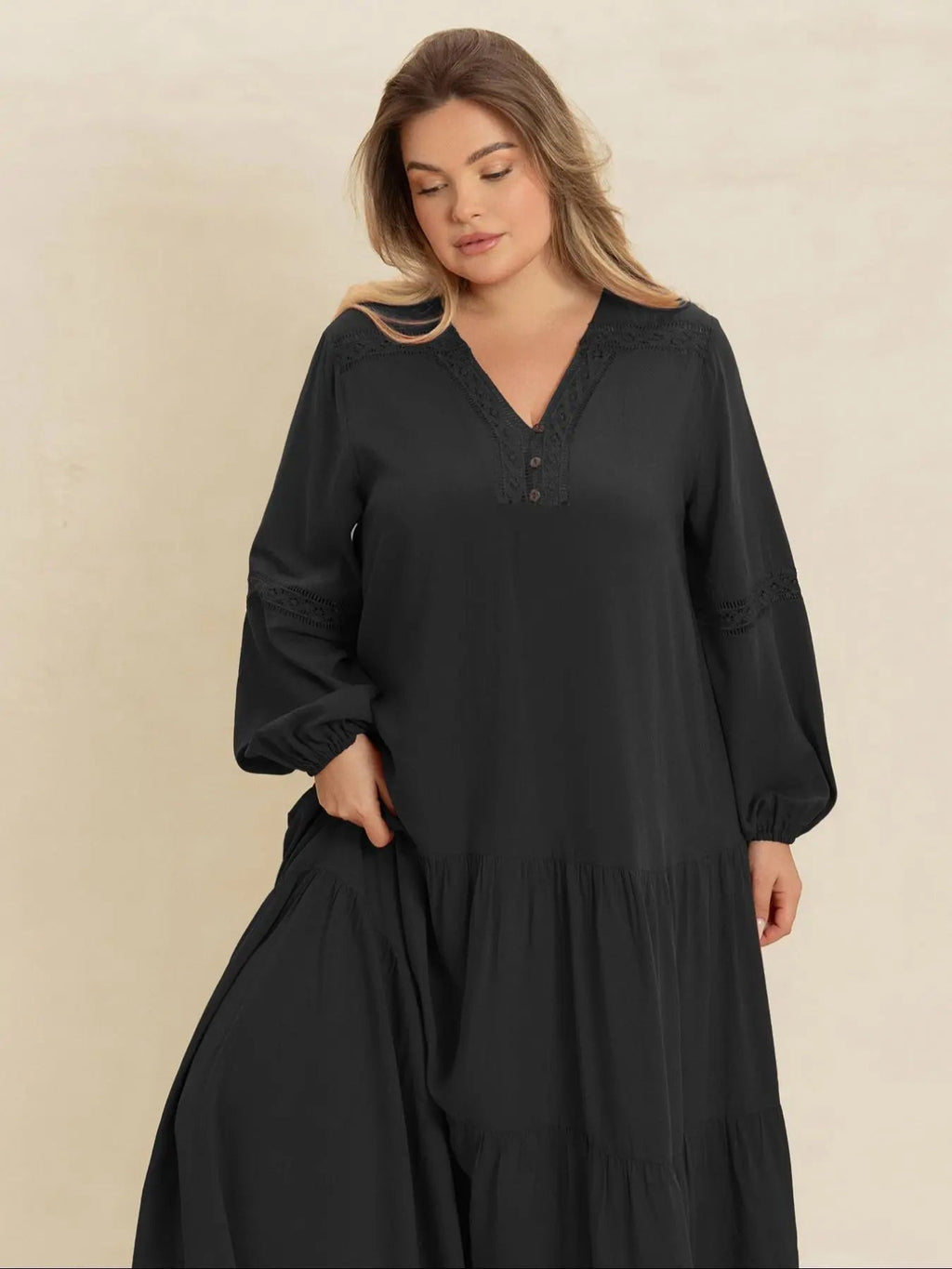 [Plus Size] Plain V-Neck Long Sleeve Maxi Dress, Boho Modest Dress for Daily Holiday Vacation Wear, Women's Plus-Size Clothing for All Seasons