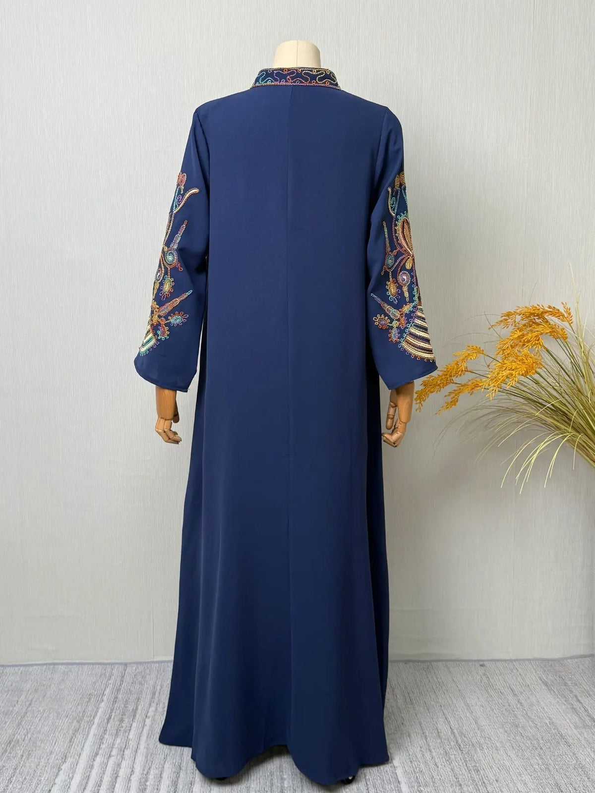 Elegant Muslim Women's Long Robe with Colorful Embroidery, Perfect for All Seasons, Stylish and Comfortable Clothing, Muslim Women Gowns