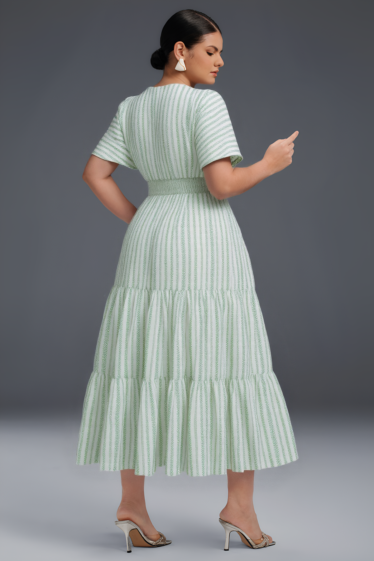 Curveins Plus Size V-Neck Striped Short Sleeve Pleated Maxi Dress